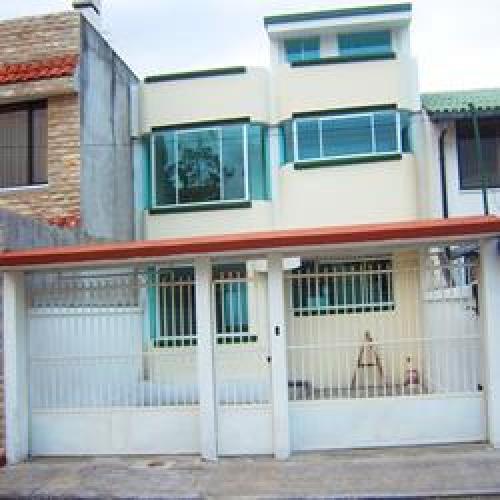 Casa Urbanización 6 de junio 